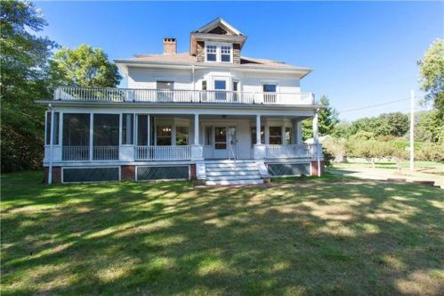 32 Cobble Hill Rd, Lincoln, RI 02865-4004