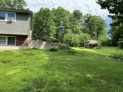 346 Mountain Ave, Northwood, NH 03261-4324