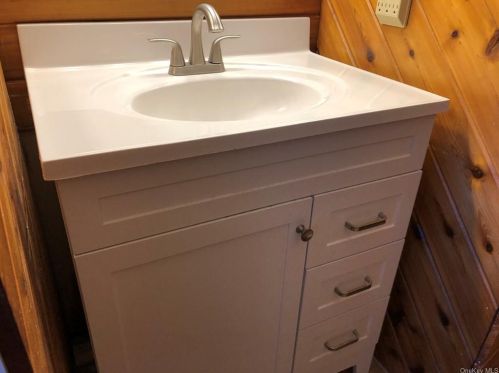 102 Ramapo Rd, Garnerville NY  10923-2130 exterior