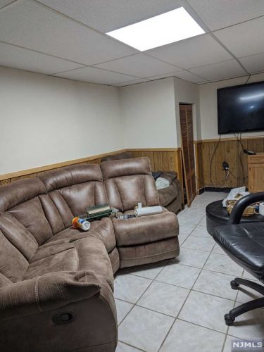 131 Belmont Ave, Outwater NJ  07026-3210 exterior