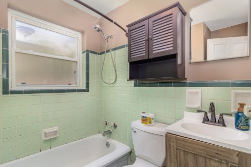 13 Meadow Ln, Florence KY  41042-2642 exterior