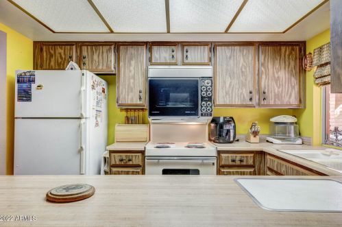 3651 Aire Libre Ave, Phoenix AZ 85032-2812 exterior