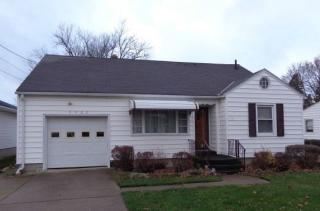 1721 Mills St, Sandusky, OH 44870-4559