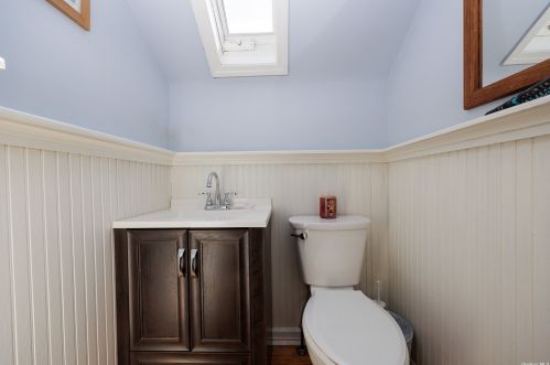 47 Alexine Ave, East Rockaway NY  11518-1515 exterior