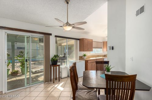 4961 Ferret Dr, Tucson AZ 85742-9543 exterior