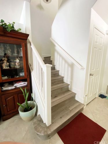 30422 Daisy Ct, Santa Clarita CA  91384-3779 exterior
