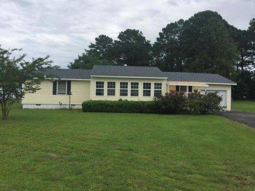 2531 Forest Dr, Newport, NC 28570-9229