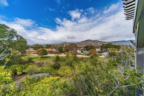 407 Trail Ridge Ct, Santa Rosa, CA 95409-6482