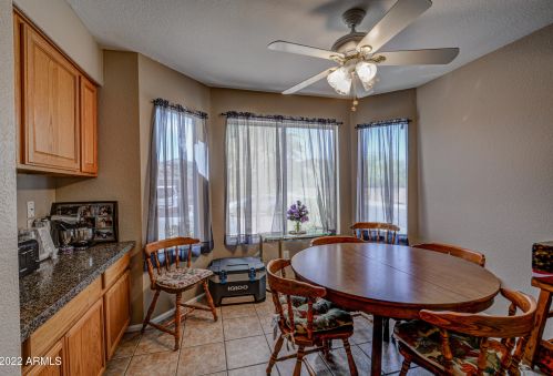 3822 Blackhawk Dr, Glendale AZ 85308-9487 exterior