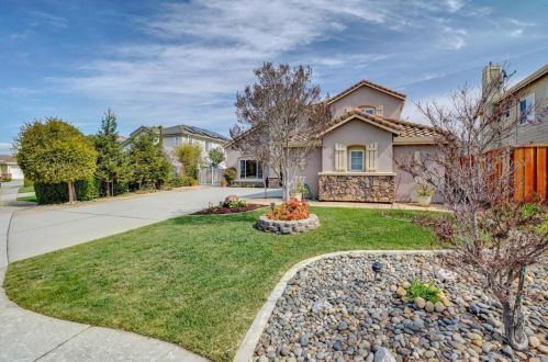 17686 Bentley Dr, Morgan Hill, CA 95037-3132