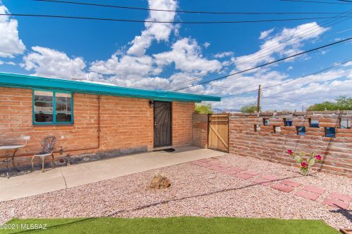 1209 Bryant Ave, Tucson AZ  85706-2918 exterior