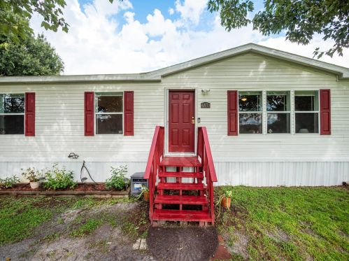 6833 Dove Meadow Trl, Lakeland, FL 33810-8827