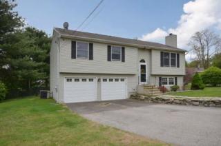 5 Lanzieri Ct, Derby, CT 06418-2200