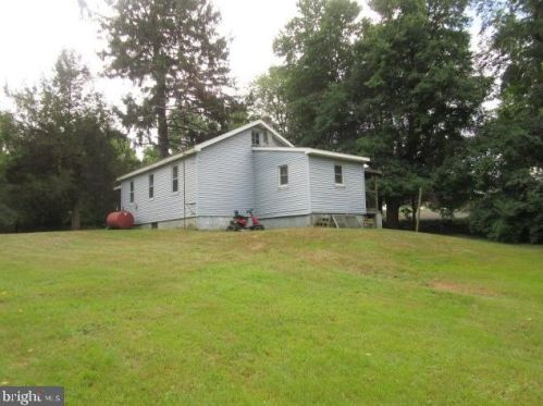 1339 Red Lion Rd, Bear DE  19701-1818 exterior