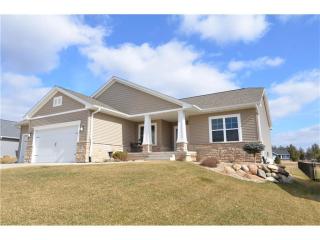 2923 Diamondhead Rd, Hiawatha, IA 52233-8003