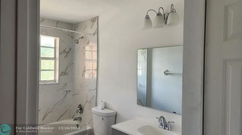 16150 28th Ct, Hollywood FL  33027-5210 exterior