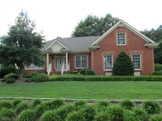 200 Allen Harris Dr, Yorktown VA  23692-4881 exterior