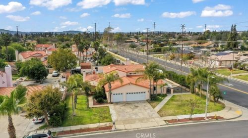 1308 Helen Ave, Ontario CA  91762-1033 exterior