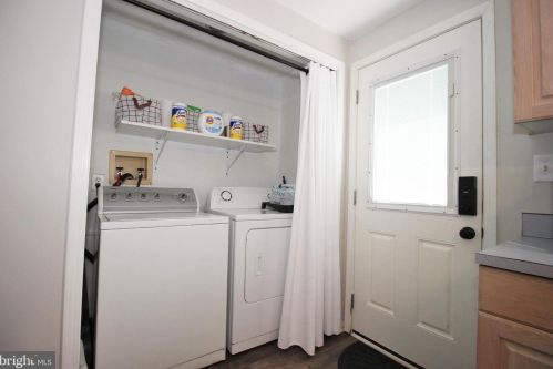 215 Ryans Run, Boothwyn PA  19060-2451 exterior