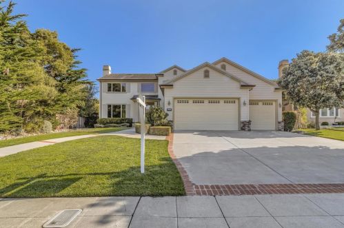 120 Spyglass Ln, Princeton By The Sea, CA 94019-8003