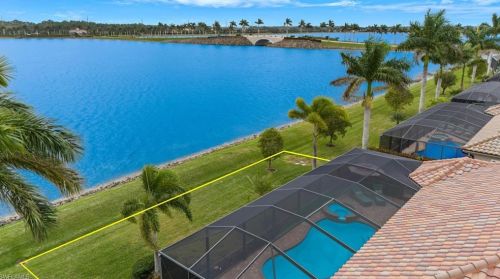 10070 Biscayne Bay Ln, Naples FL 34120-3754 exterior