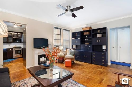 222 82nd St, New York, NY 10024-5404