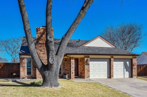 1308 Colonial Pl, Lewisville, TX 75028-2114