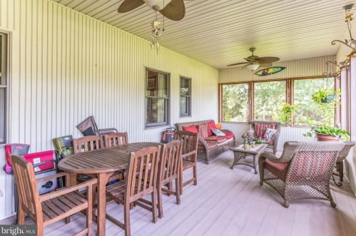 318 Commissioners Pike, Pilesgrove NJ 08098-2035 exterior