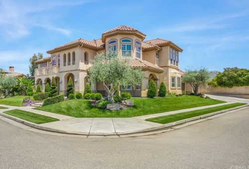 2322 Hogan Ave, Fresno, CA 93730-5147