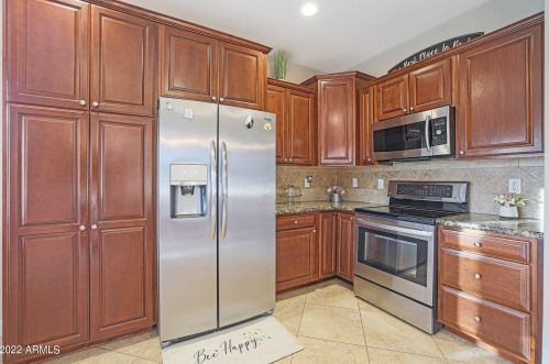 18241 Maui Ln, Sun City AZ  85388-7541 exterior