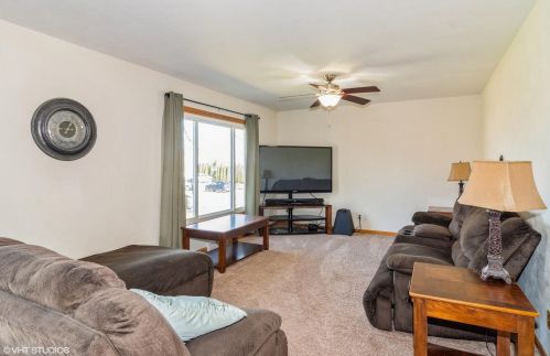 302 Horicon St, Horicon, WI 53032-1518