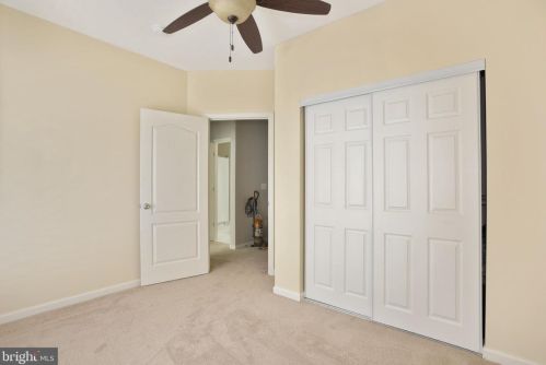 19179 Winmeade Dr, Leesburg VA  20176-6514 exterior