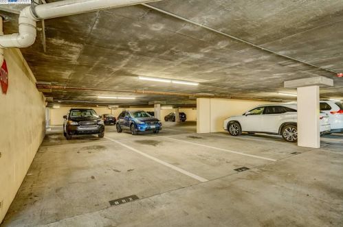545 Pierce St, Berkeley CA  94706-1046 exterior