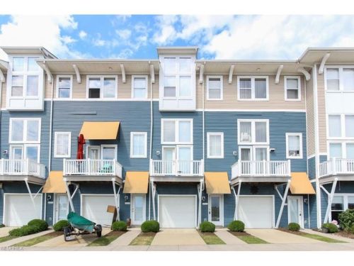 331 Arizona Ave, Lorain, OH 44052-2094