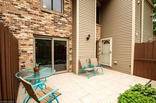 4609 Cedar Lake Rd, Minneapolis, MN 55416-3722