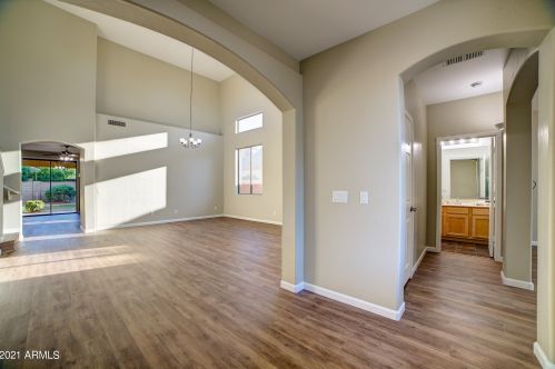 16843 Ironwood St, Sun City, AZ 85388-1511