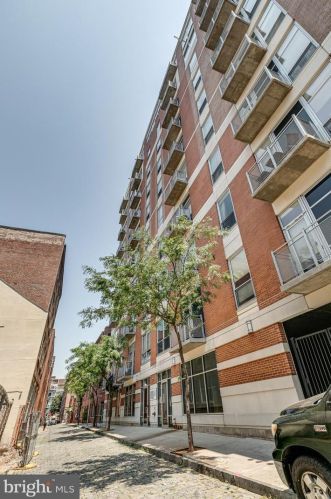 113 Bread St, Philadelphia PA  19106-4610 exterior