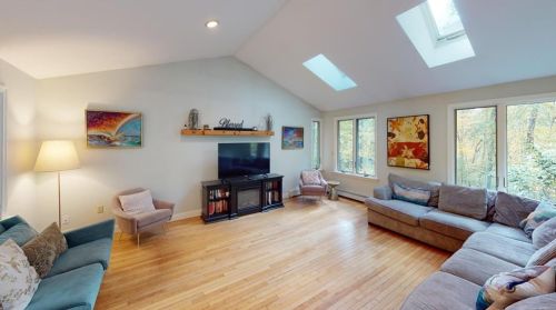 31 Corey Trl, Richmond RI  02898-1162 exterior