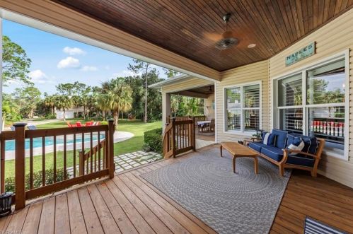 3295 12th Ave, Naples FL  34120-3592 exterior