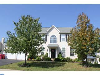 2007 Janet Dr, Collegeville, PA 19426-3062