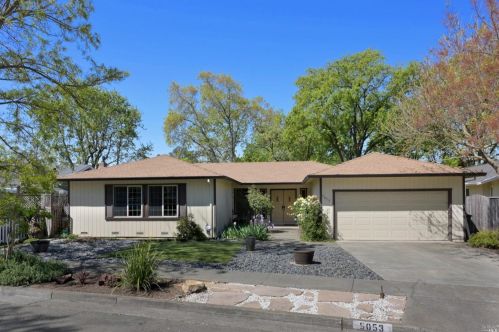 5053 Dupont Dr, Santa Rosa, CA 95409-3711