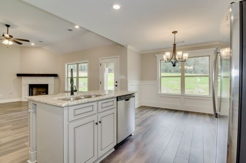 1211 Bubbling Springs Dr, Graniteville SC  29829 exterior