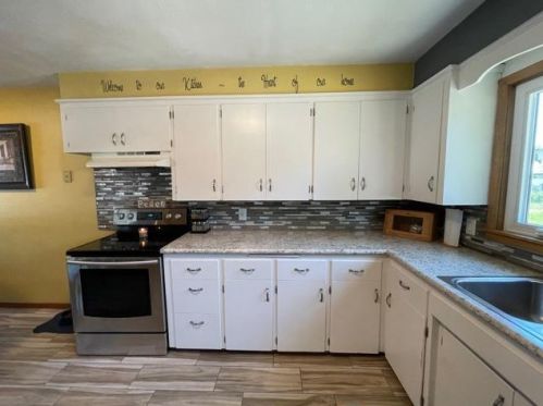 930 Victoria St, Fairmont MN  56031-4354 exterior