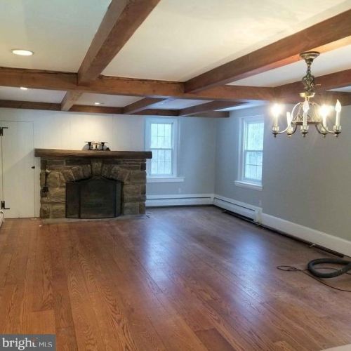 2120 Bustard Rd, Lansdale PA  19446-5702 exterior