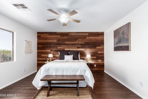 1342 Dunbar Dr, Phoenix AZ 85041-6151 exterior