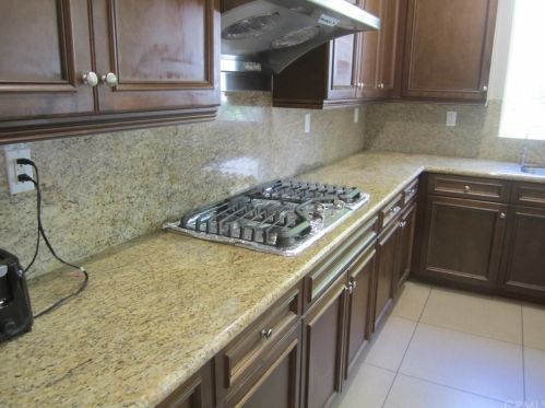 6546 Vanderbilt St, Chino CA  91710-6917 exterior