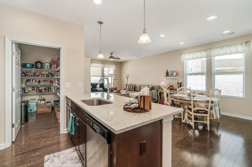 105 Woodside Park Dr, Amelia OH  45102-8711 exterior