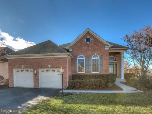 5404 Zoysia Ct, Haymarket, VA 20169-6203