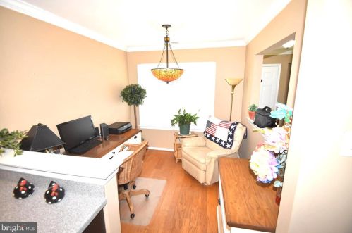 242 Windsor Ct, Glen Mills PA  19342-2027 exterior