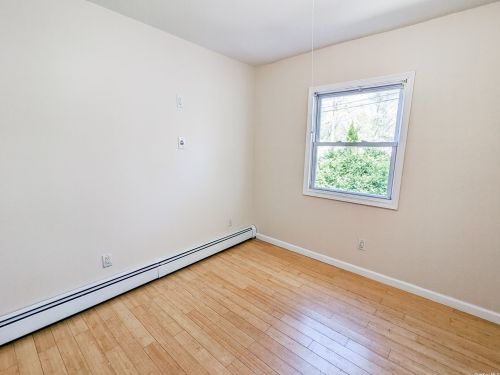 242 Pine Acre Blvd, Huntington Station NY  11746-8501 exterior